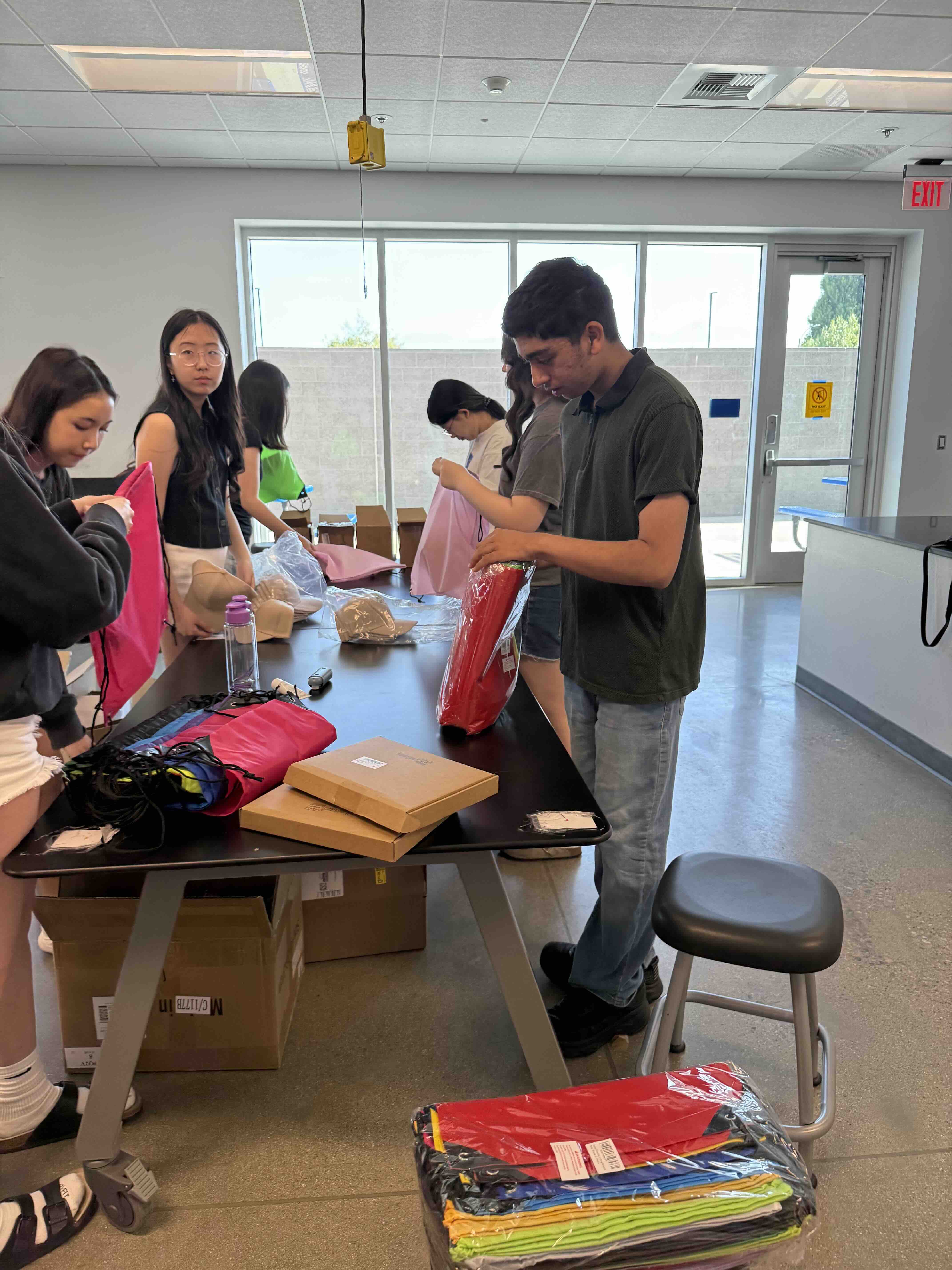 Heat Kit Packing with Conservly Team