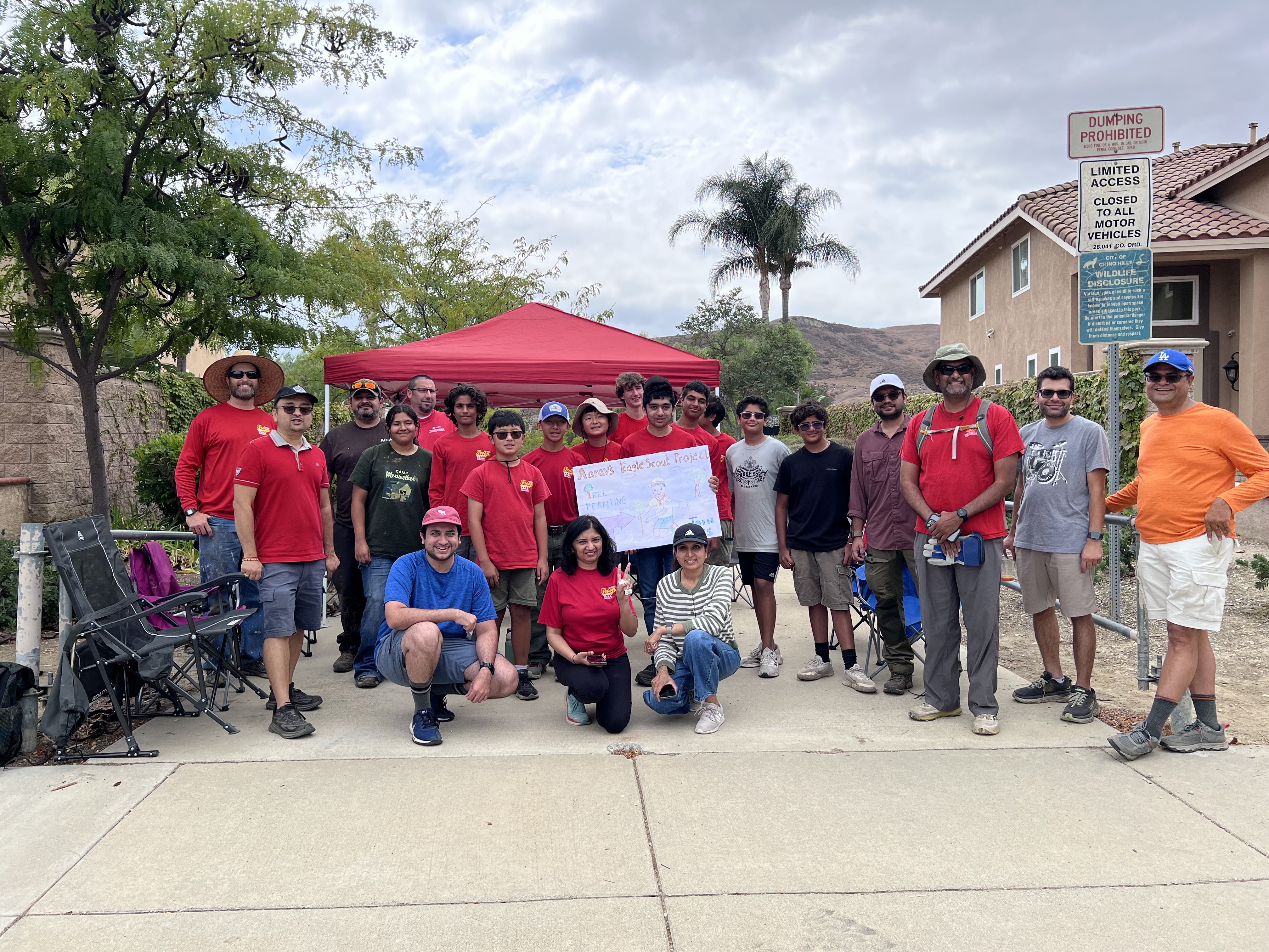 All volunteers gathered for tree planting